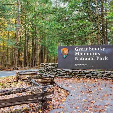 Old Hickory Lodge Gatlinburg Bagian luar foto