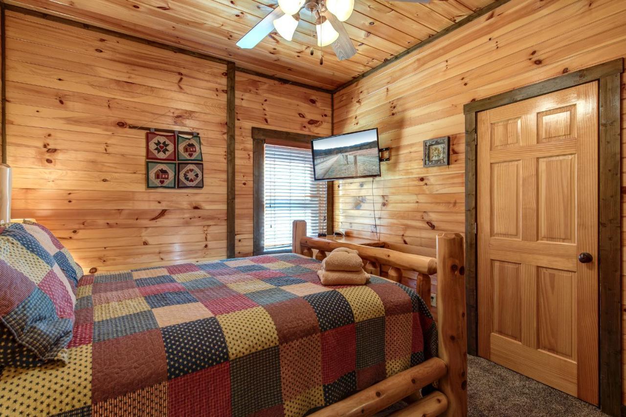 Old Hickory Lodge Gatlinburg Bagian luar foto